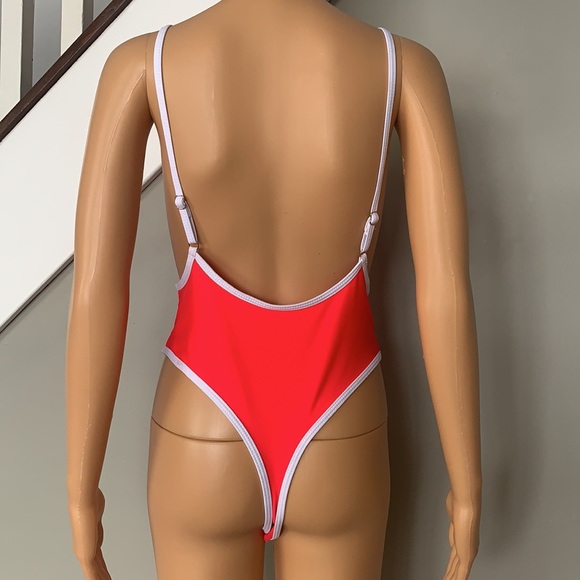 One piece swimsuit - Picture 5 of 5